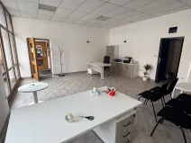 Pronájem obchodního prostoru, Náměšť nad Oslavou, Masarykovo nám., 42 m2