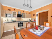 Prodej rodinného domu, Mimoň, nám. 1. máje, 256 m2