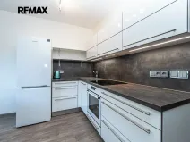 Prodej bytu 2+1, Praha - Černý Most, náměstí Plukovníka Vlčka, 83 m2