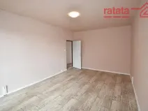 Pronájem bytu 2+1, Kadaň, Chomutovská, 56 m2