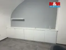 Pronájem obchodního prostoru, Pardubice - Pardubice-Staré Město, Zámecká, 19 m2