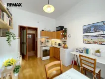 Prodej bytu 1+1, Praha - Vršovice, Vršovické náměstí, 42 m2