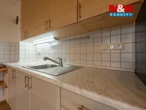 Pronájem bytu 2+kk, Velké Popovice, Husova, 40 m2