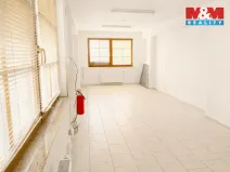 Pronájem kanceláře, Zruč nad Sázavou, náměstí MUDr. J. Svobody, 29 m2