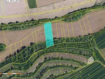 Prodej podílu pole, Milovice, 1324 m2