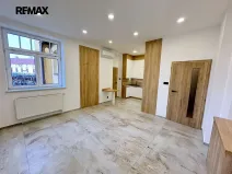 Pronájem bytu 1+kk, Karviná, Karola Śliwky, 34 m2