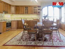 Prodej rodinného domu, Uherské Hradiště, U Stadionu, 300 m2