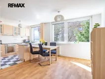 Pronájem bytu 4+kk, Praha - Libeň, Na hájku, 75 m2