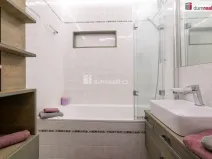 Prodej bytu 3+1, Praha - Řepy, Nevanova, 73 m2