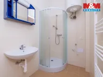 Pronájem bytu 2+kk, Praha - Holešovice, Janovského, 36 m2