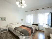 Pronájem bytu 1+kk, Praha - Staré Město, Husova, 29 m2