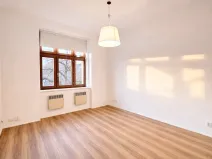 Pronájem bytu 1+kk, Praha - Holešovice, Na Maninách, 22 m2