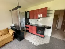 Pronájem bytu 1+kk, Praha - Lysolaje, Sídlištní, 33 m2