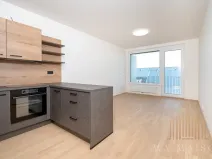 Pronájem bytu 2+kk, Praha - Vysočany, Smržových, 55 m2