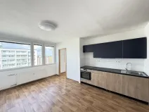 Pronájem bytu 2+kk, Pardubice - Zelené Předměstí, nábřeží Závodu míru, 42 m2