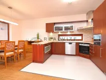 Pronájem bytu 3+kk, České Budějovice, Pasovská, 84 m2