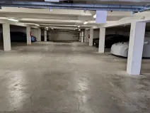 Pronájem garážového stání, Praha - Holešovice, Osadní, 11 m2