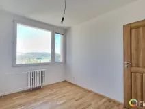 Prodej bytu 2+1, Tmaň, 42 m2