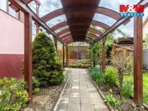 Prodej rodinného domu, Uherské Hradiště, U Stadionu, 300 m2