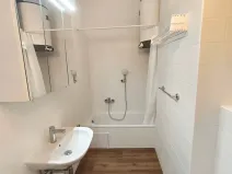 Pronájem bytu 1+kk, Praha - Vokovice, Na dlouhém lánu, 31 m2