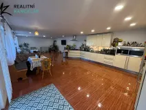 Prodej rodinného domu, Zborovice, Lesní, 260 m2