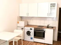 Pronájem bytu 1+kk, Praha - Karlín, Křižíkova, 24 m2