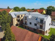 Prodej bytu 4+kk, Praha - Holyně, náměstí Pod lípou, 128 m2