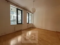 Pronájem bytu 2+kk, Praha - Holešovice, V háji, 44 m2