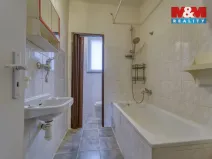 Prodej bytu 3+1, Strážov, 75 m2
