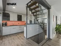 Prodej vícegeneračního domu, Vrané nad Vltavou, Ve Strouze, 182 m2