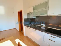 Pronájem bytu 1+kk, Praha - Stodůlky, Radouňova, 33 m2