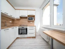 Pronájem bytu 2+1, Pardubice - Zelené Předměstí, nábřeží Závodu míru, 59 m2