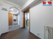 Prodej obchodního prostoru, Karlovy Vary, Moskevská, 57 m2