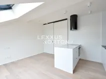 Pronájem bytu 1+kk, Praha - Vinohrady, náměstí Jiřího z Poděbrad, 39 m2