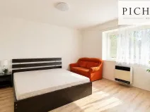 Pronájem bytu 1+1, Karlovy Vary - Stará Role, Závodu míru, 38 m2