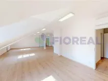 Pronájem kanceláře, Praha - Karlín, Sokolovská, 220 m2