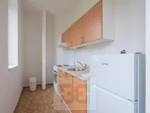 Prodej bytu 1+kk, Praha - Vysočany, Podnádražní, 30 m2