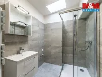 Pronájem bytu 1+kk, Praha - Vysočany, Novovysočanská, 38 m2