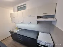 Pronájem bytu 2+1, Zlín, Dřevnická, 60 m2
