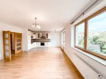 Pronájem bytu 2+kk, Praha - Vršovice, Pod stupni, 60 m2