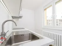 Pronájem bytu 1+1, Krnov, Seifertova, 36 m2