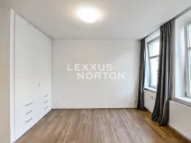 Pronájem bytu 1+kk, Praha - Vinohrady, Lucemburská, 30 m2