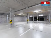 Pronájem garážového stání, Plzeň, Stehlíkova, 12 m2