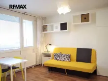 Pronájem bytu 1+kk, Praha - Kamýk, Otradovická, 37 m2