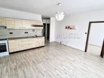 Pronájem bytu 2+kk, Praha - Kamýk, Zárubova, 42 m2