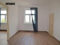Pronájem bytu 2+kk, Praha - Žižkov, Jeseniova, 48 m2