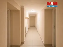 Pronájem komerční nemovitosti, Praha - Uhříněves, Přátelství, 40 m2