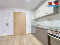 Pronájem bytu 2+1, Plzeň - Doubravka, Zábělská, 35 m2
