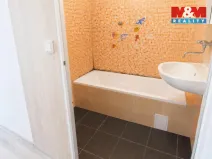 Prodej bytu 2+kk, Bílina, Fügnerova, 48 m2