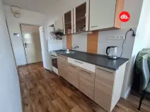 Pronájem bytu 2+1, Karlovy Vary, Krymská, 51 m2